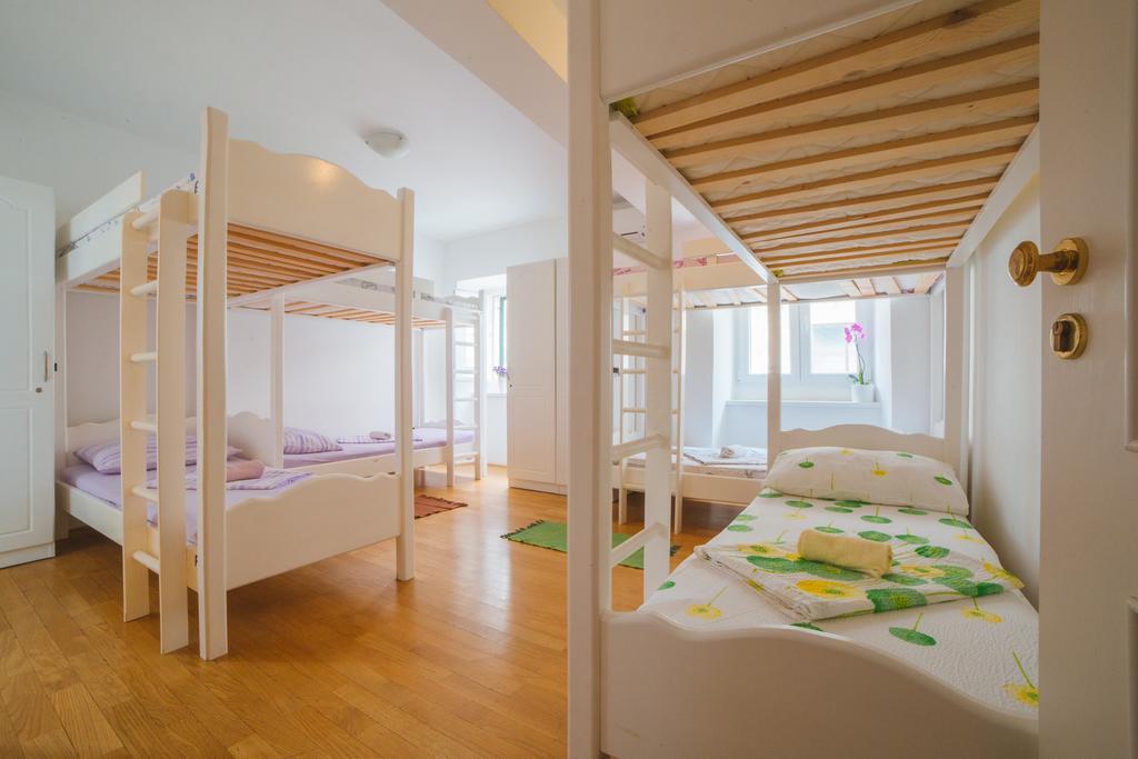 Cheap Sleep Marinero (Adults Only) Vandrarhem Hvar Town Exteriör bild