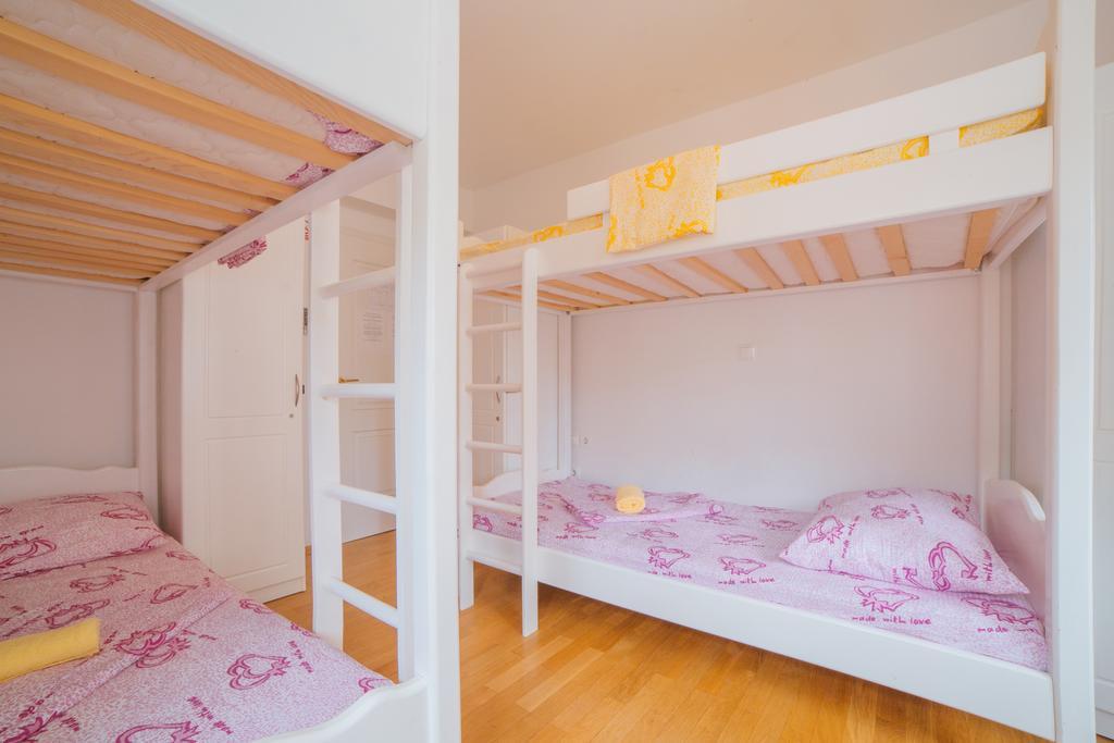 Cheap Sleep Marinero (Adults Only) Vandrarhem Hvar Town Exteriör bild