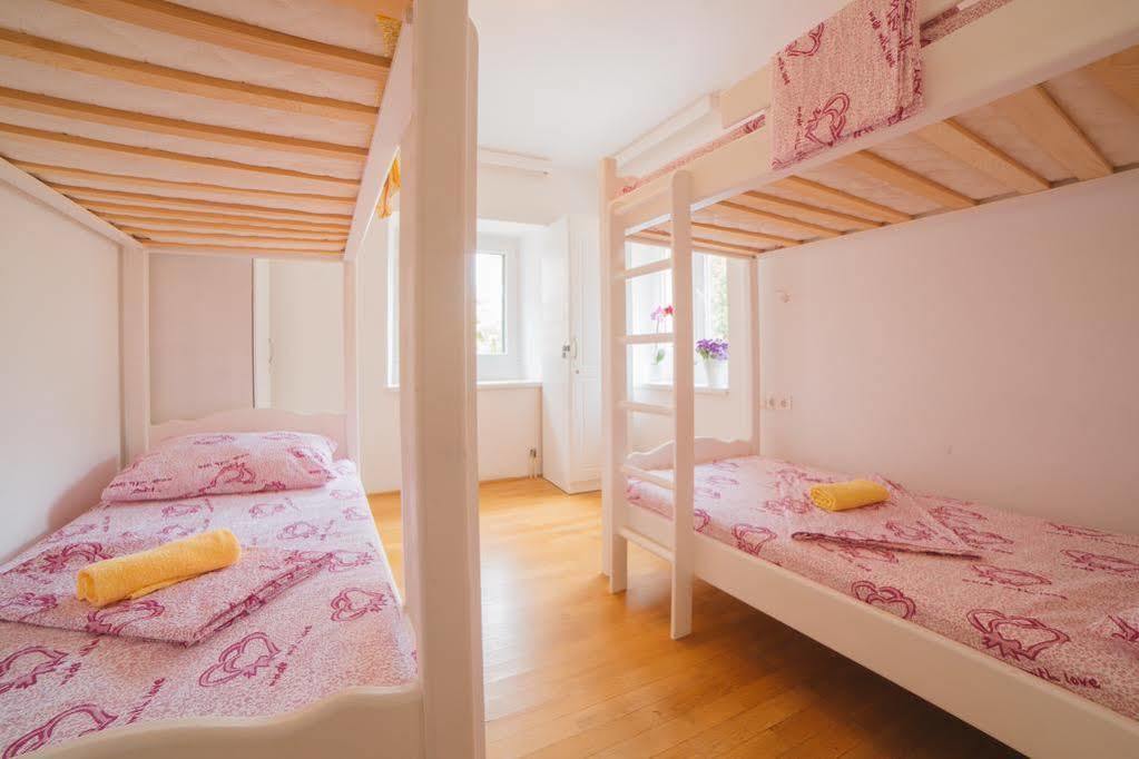 Cheap Sleep Marinero (Adults Only) Vandrarhem Hvar Town Exteriör bild